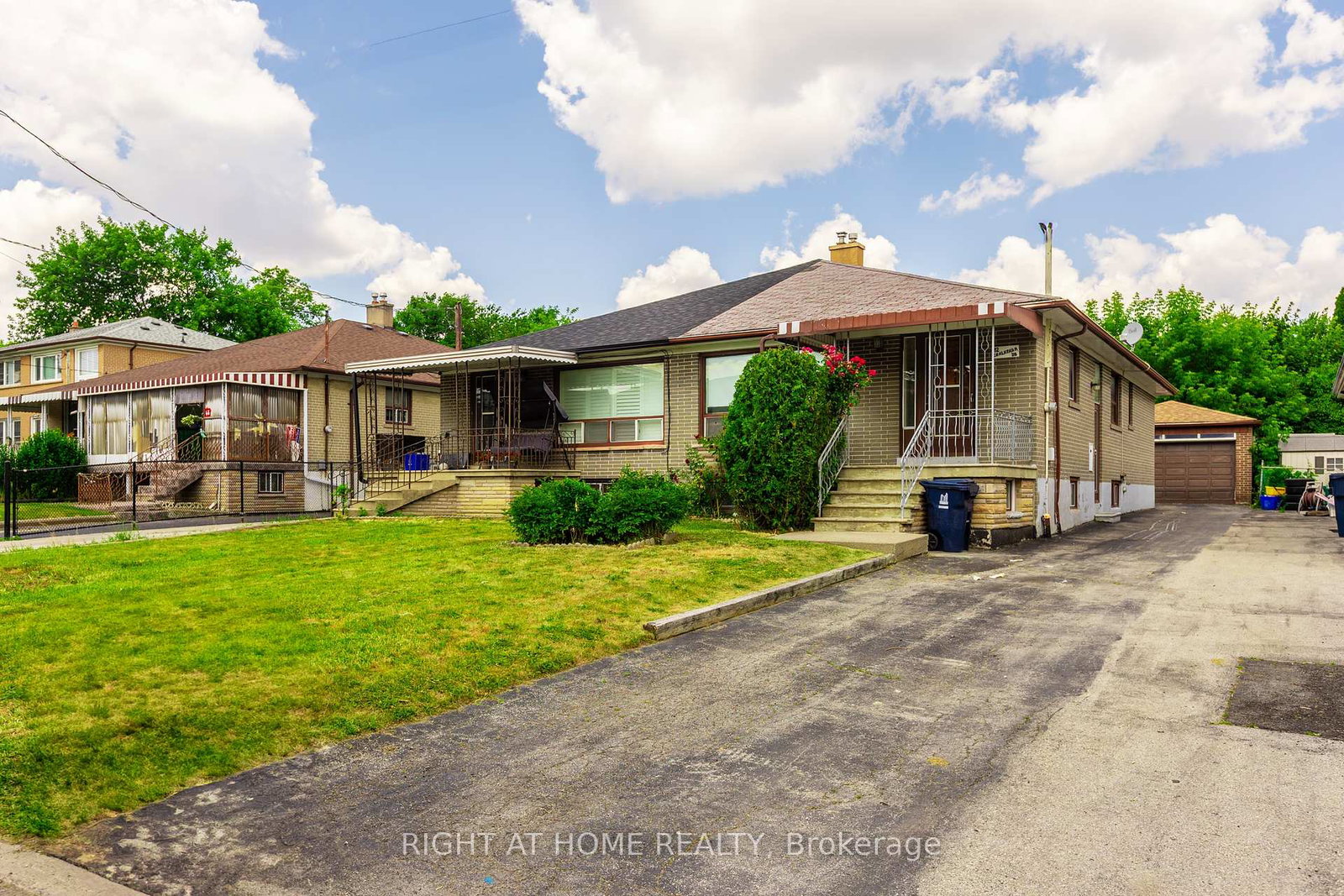 42-chalkfarm-drive-york-ontario-w12262937