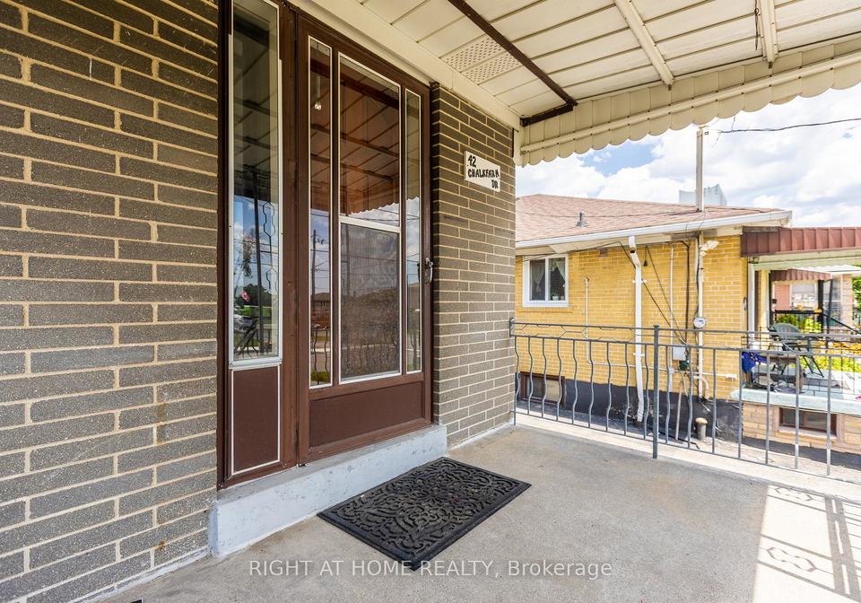 42-chalkfarm-drive-york-ontario-w12262937