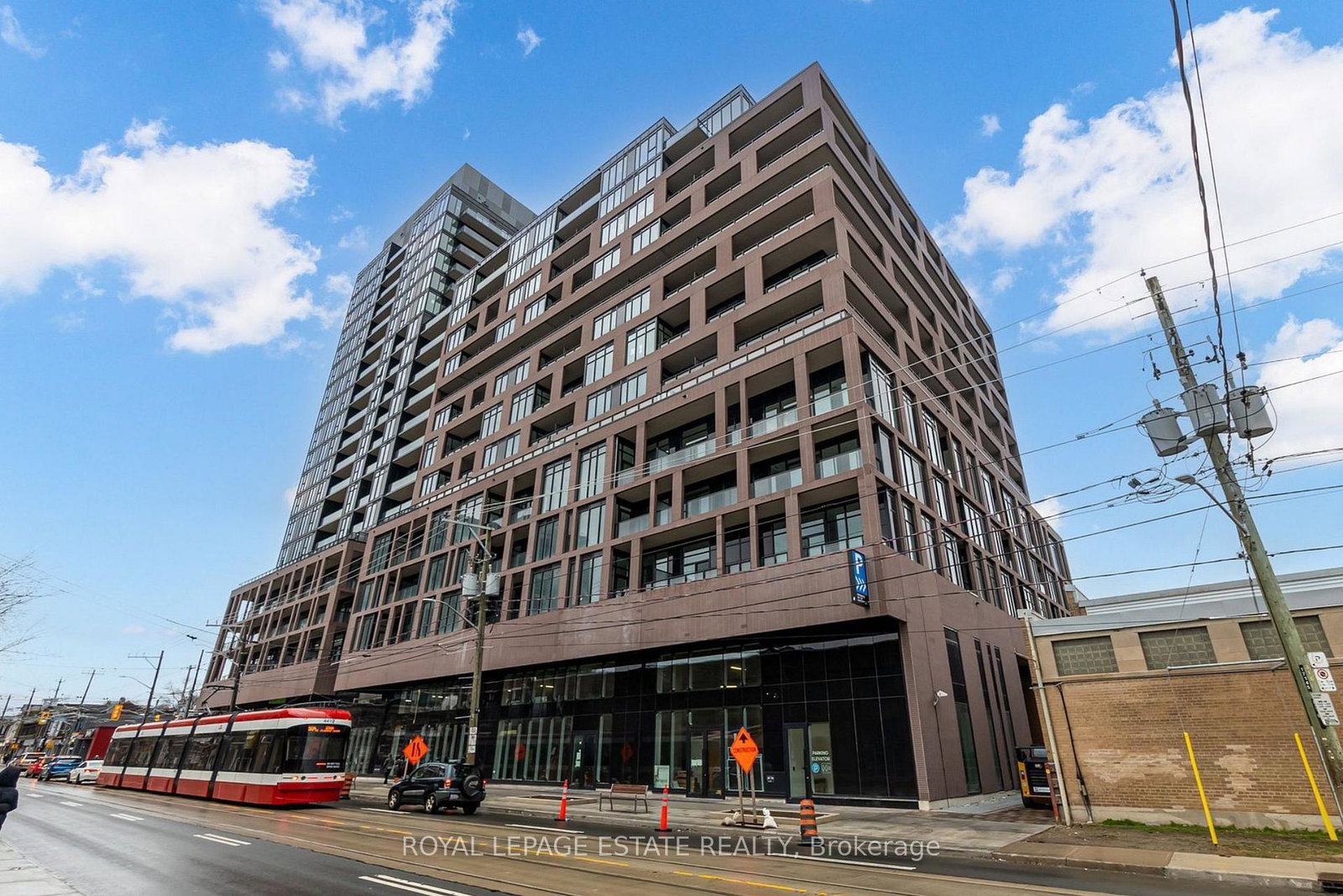 285-dufferin-street-toronto-ontario-w12262969