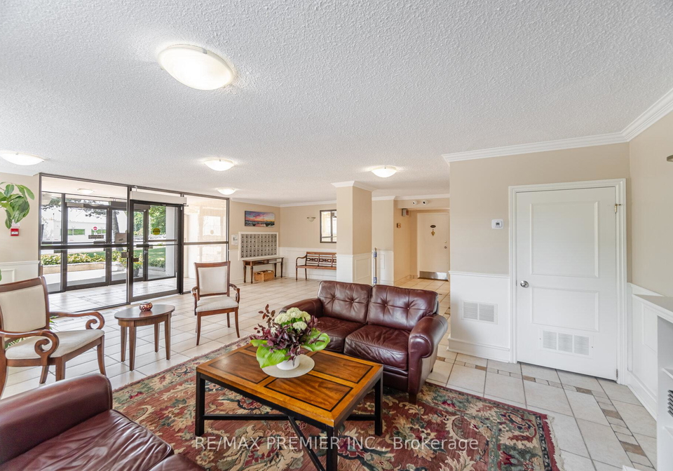 39-stavebank-road-mississauga-ontario-w12262970