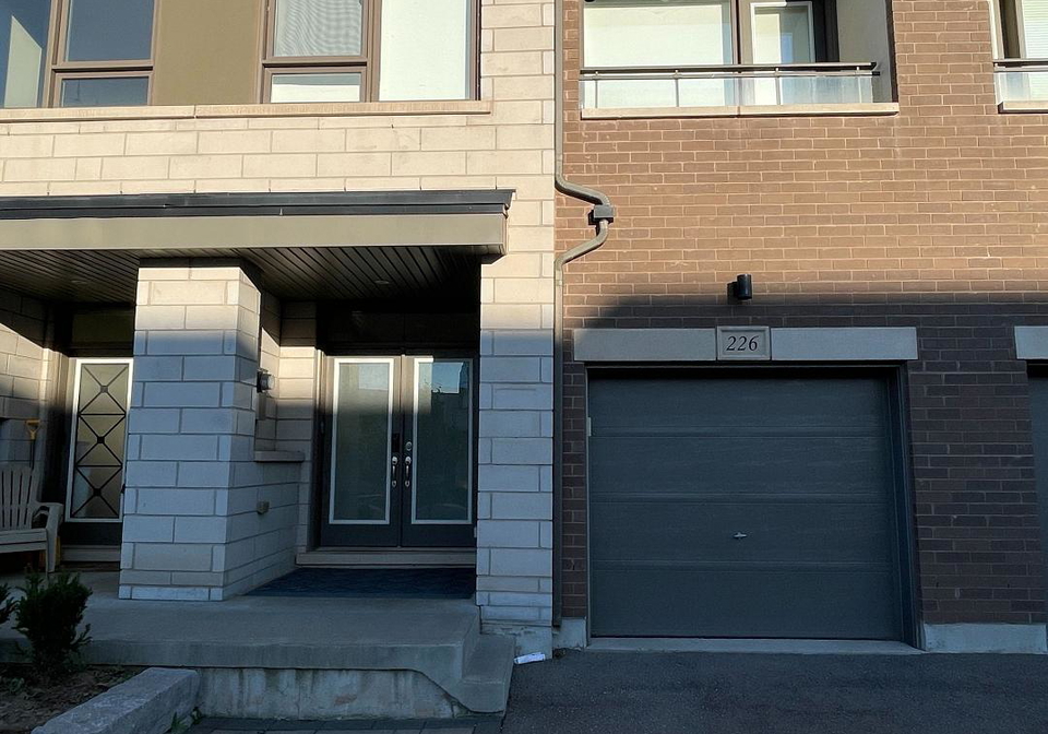 226-wheat-boom-drive-oakville-ontario-w12263051