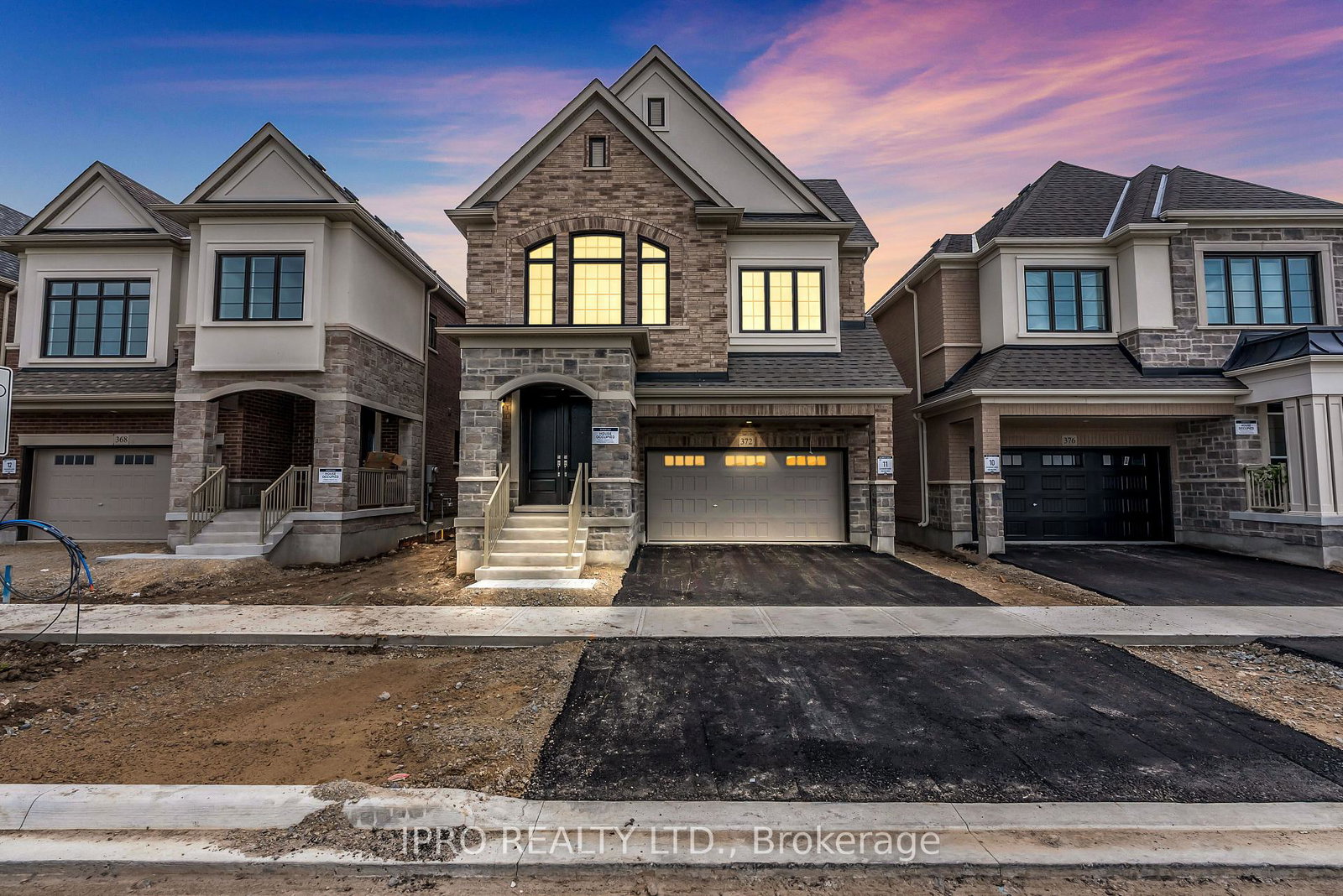 372-bergamot-avenue-milton-ontario-w12263134