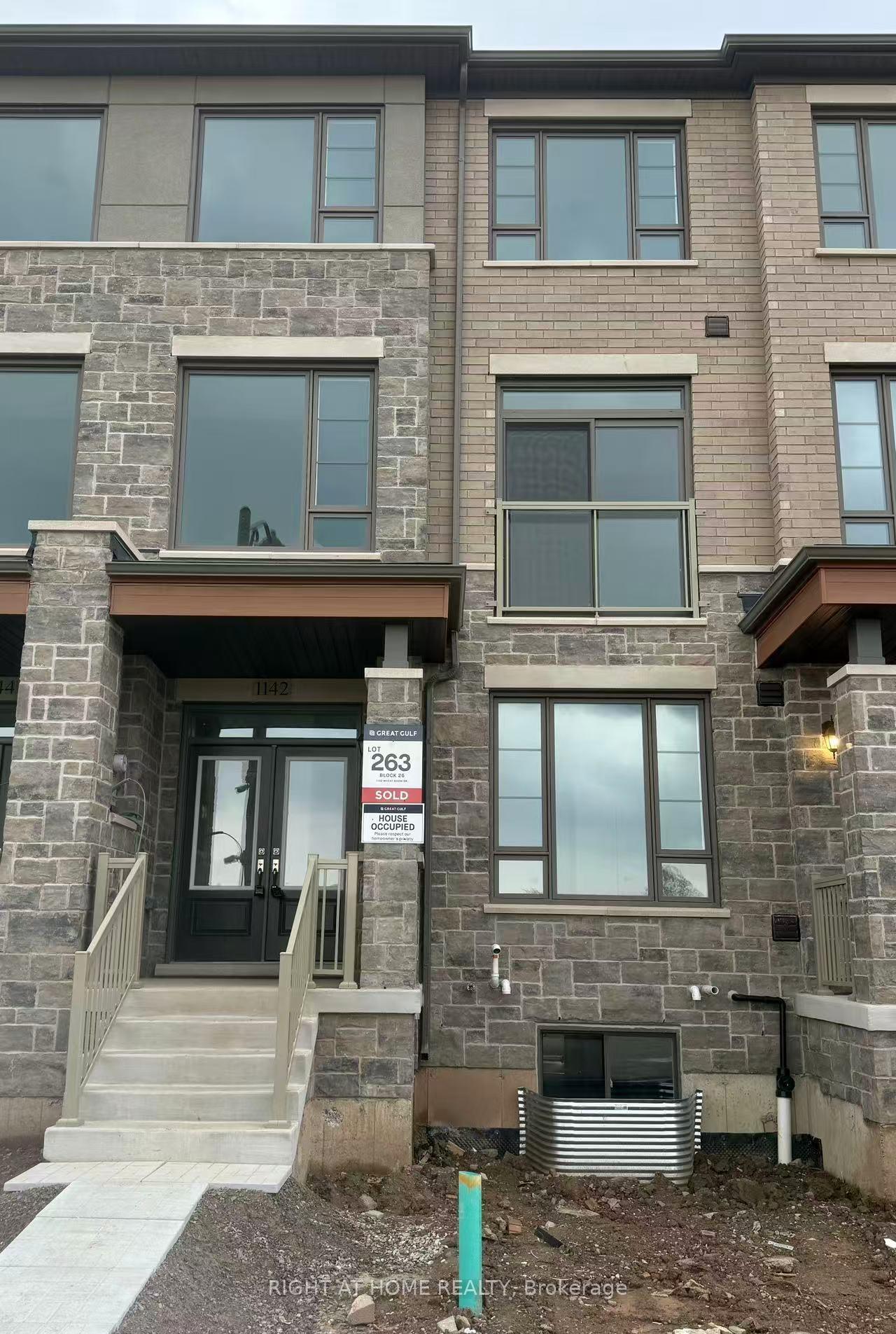 1142-wheat-boom-drive-oakville-ontario-w12263248