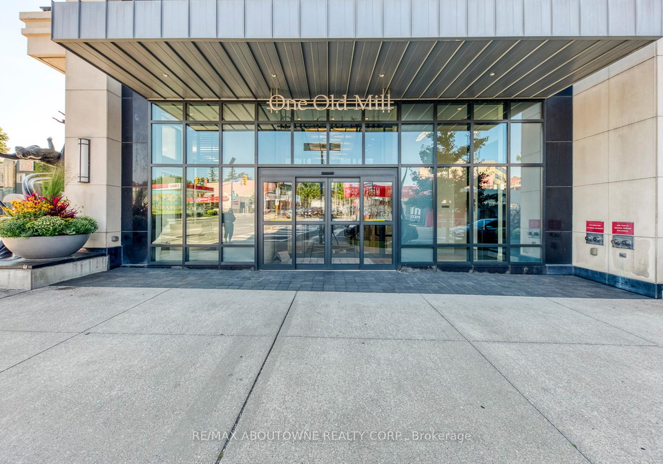 1-old-mill-drive-toronto-ontario-w12263642