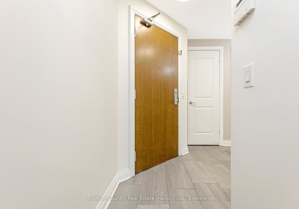 1055-southdown-road-mississauga-ontario-w12264025