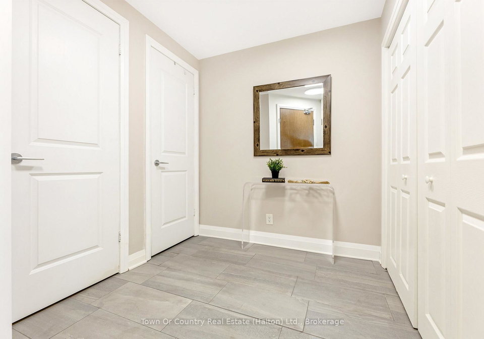 1055-southdown-road-mississauga-ontario-w12264025