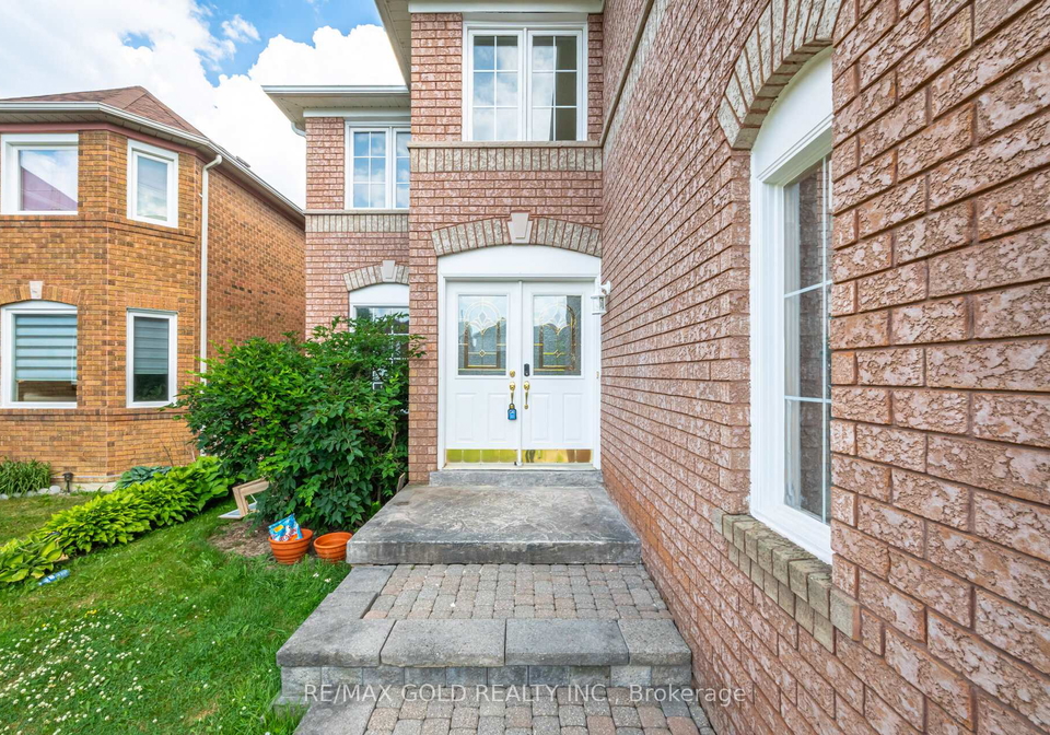 32-hollybush-street-brampton-ontario-w12264094