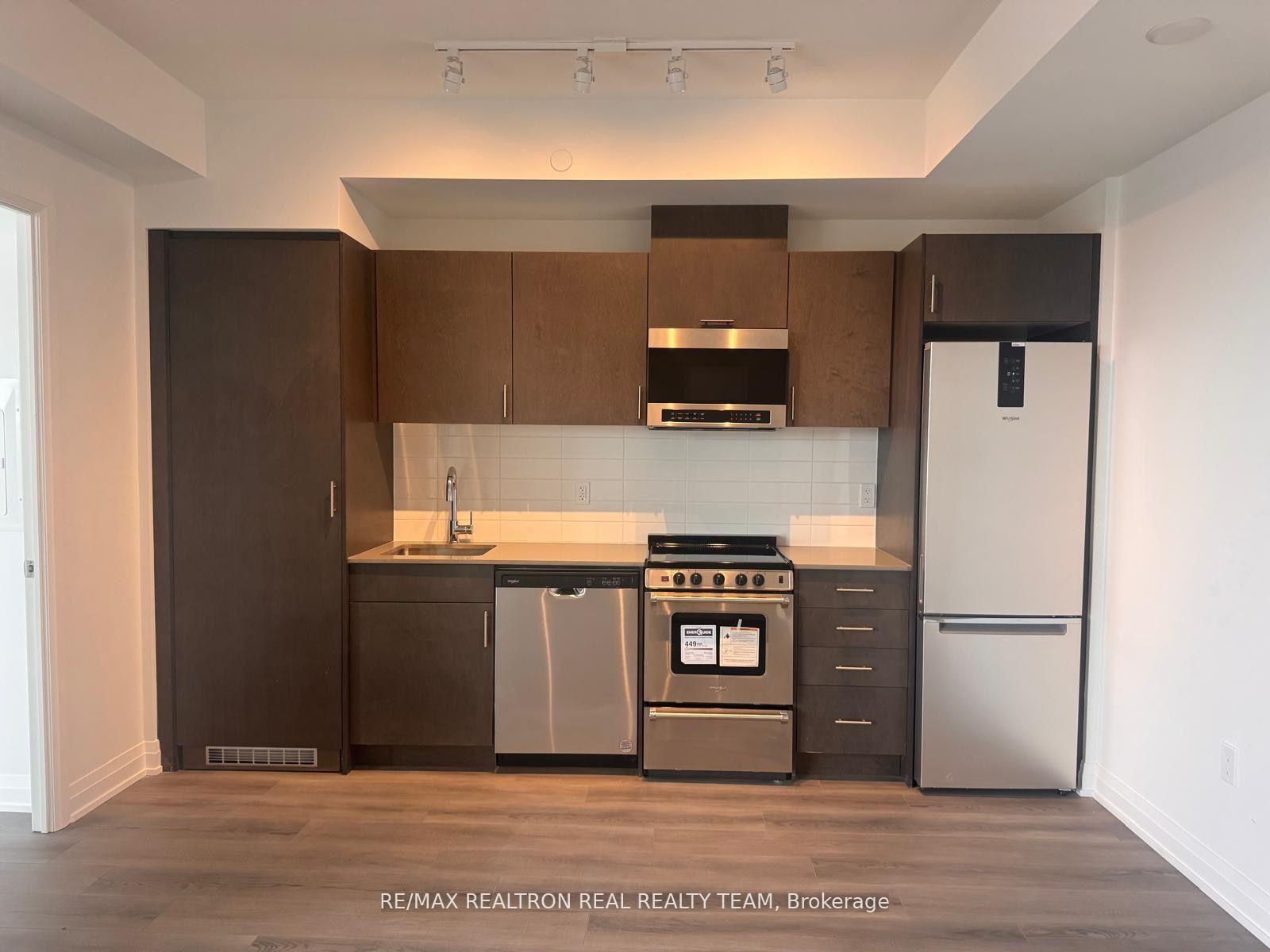 412-silver-maple-road-oakville-ontario-w12264251