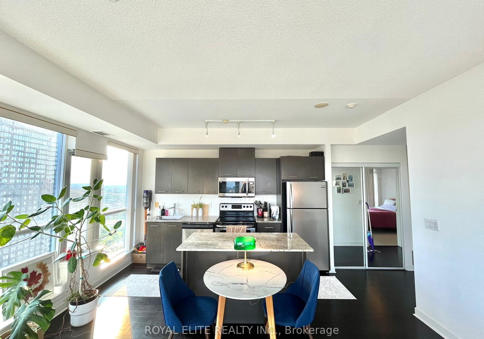 360-square-one-drive-mississauga-ontario-w12264648