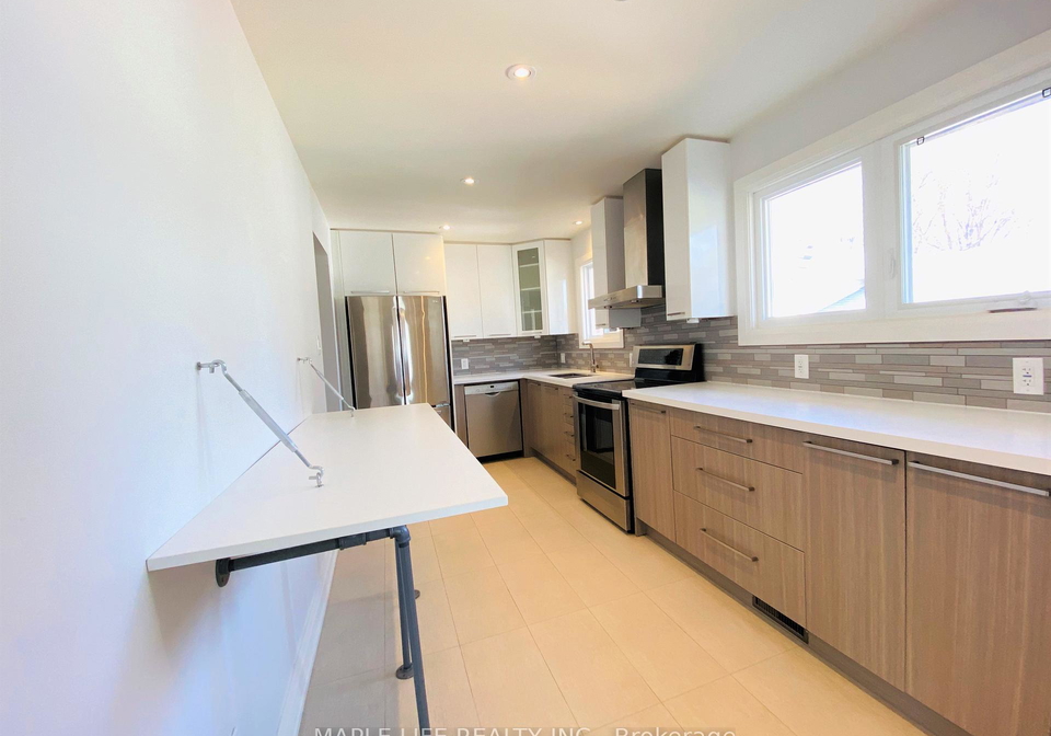 327-montego-road-mississauga-ontario-w12264684