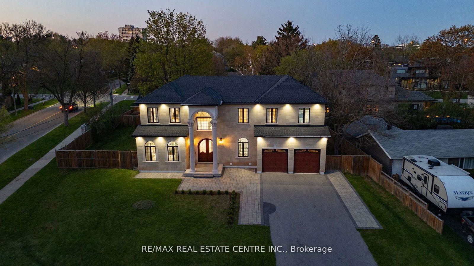 1081-bomorda-drive-oakville-ontario-w12264851
