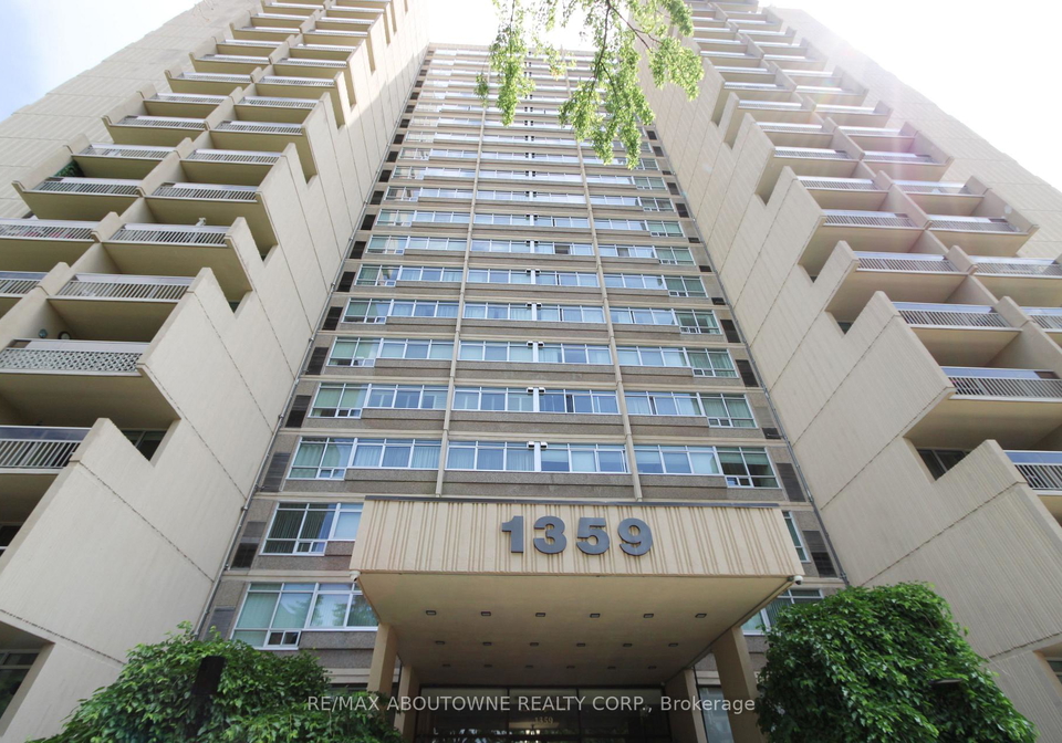1359-white-oaks-boulevard-oakville-ontario-w12265017