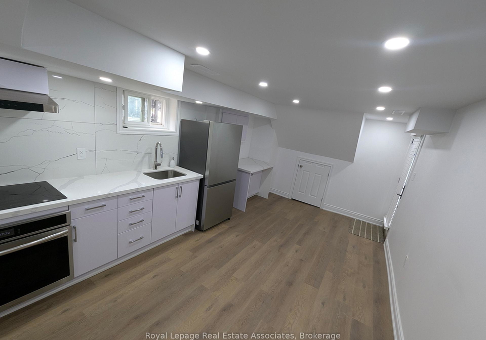 4-lansing-square-brampton-ontario-w12265103