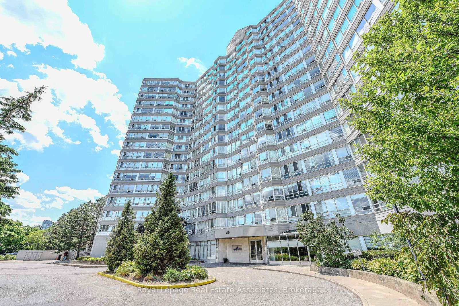50-kingsbridge-garden-circle-mississauga-ontario-w12265212
