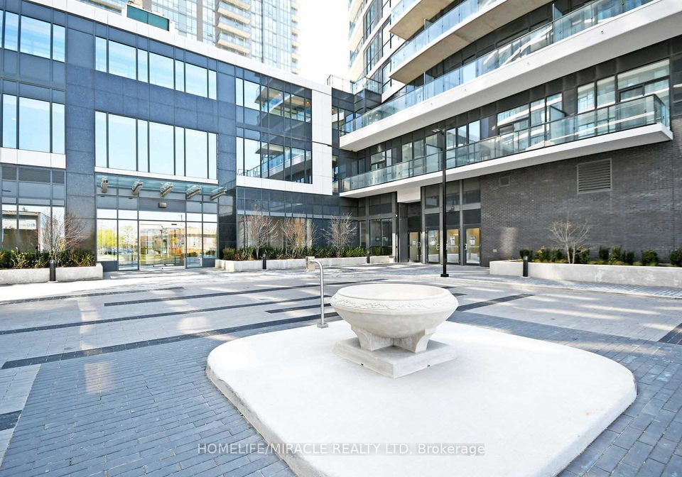 35-watergarden-drive-mississauga-ontario-w12265383