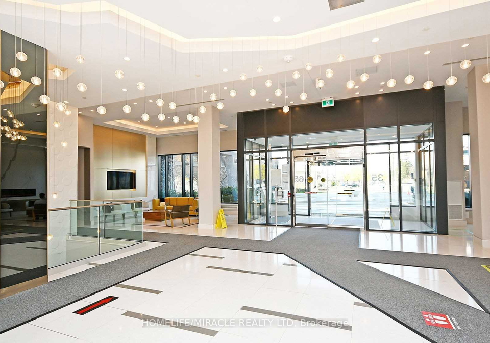 35-watergarden-drive-mississauga-ontario-w12265383