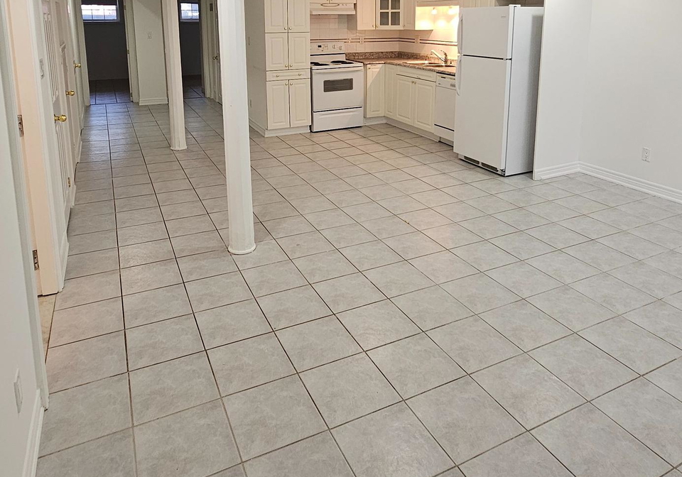 8-garden-avenue-brampton-ontario-w12265700