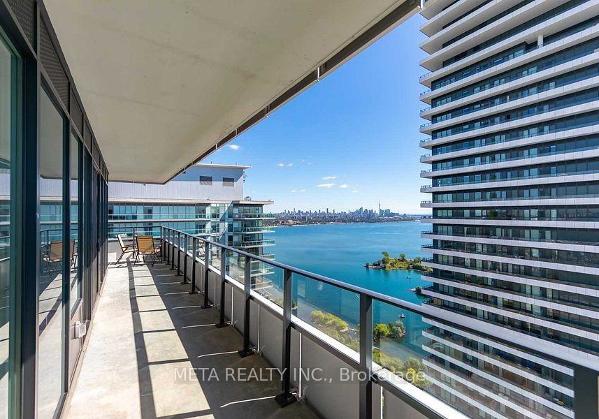 30-shore-breeze-drive-etobicoke-ontario-w12265710