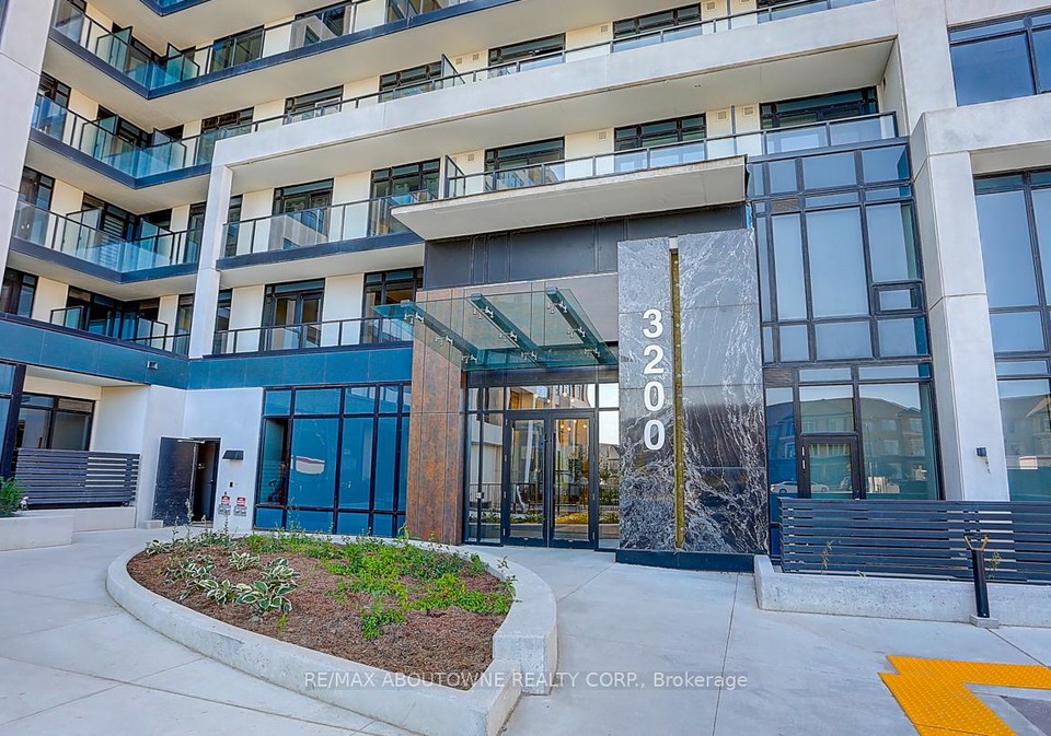 3200-william-coltson-avenue-oakville-ontario-w12266022