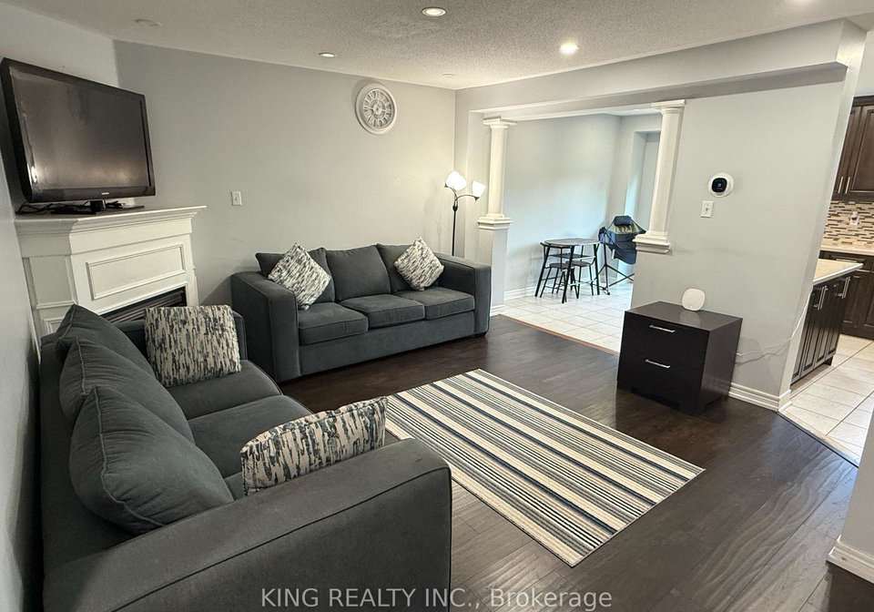 eastview-gate-brampton-ontario-w12266356