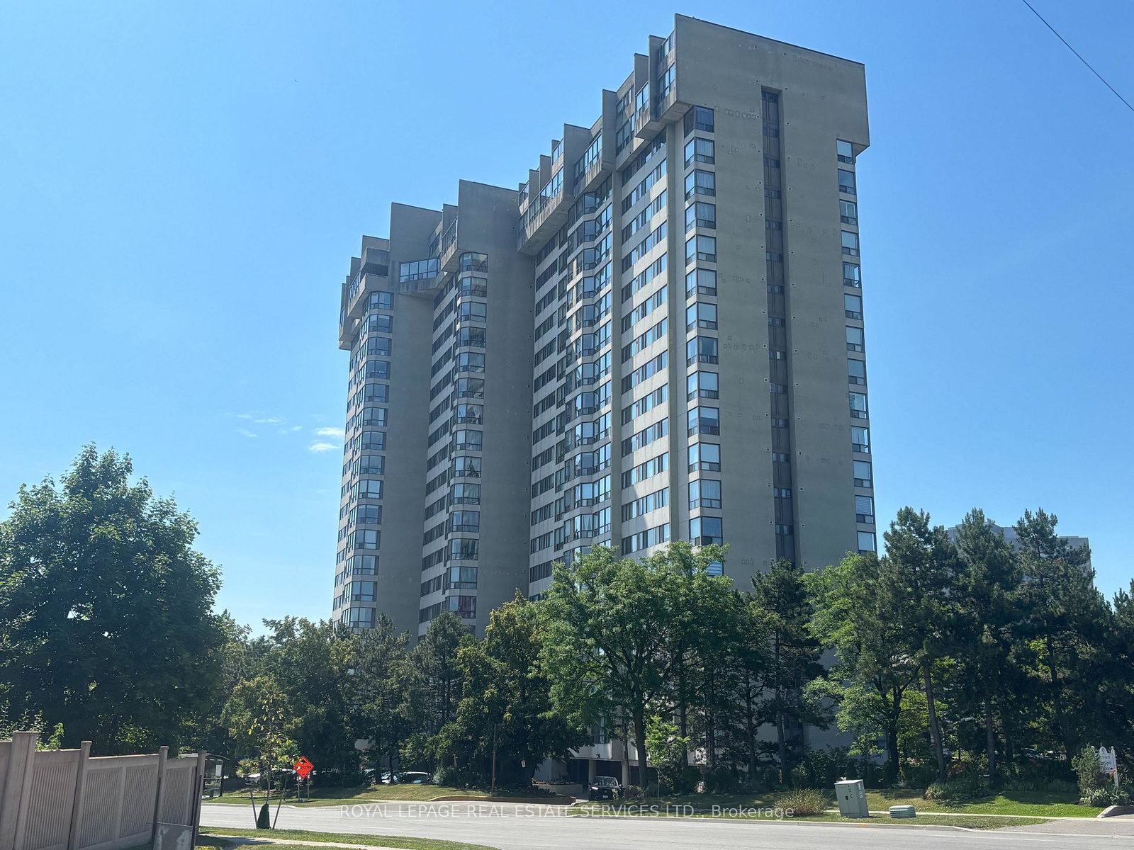 200-robert-speck-parkway-mississauga-ontario-w12266747