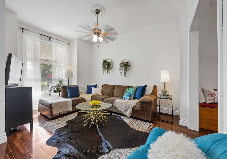 23-edwin-avenue-toronto-ontario-w12266783