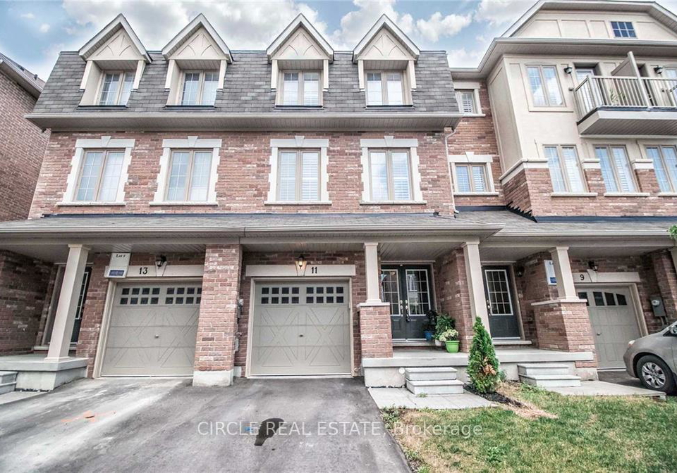 11-hobart-gardens-brampton-ontario-w12266792