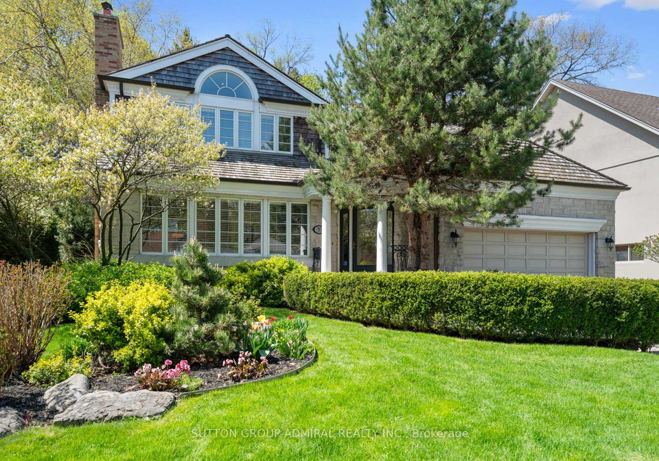 39-pinehurst-crescent-etobicoke-ontario-w12266961