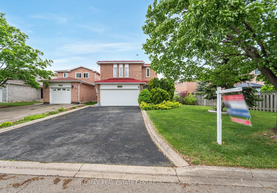 5246-palomar-crescent-mississauga-ontario-w12267111