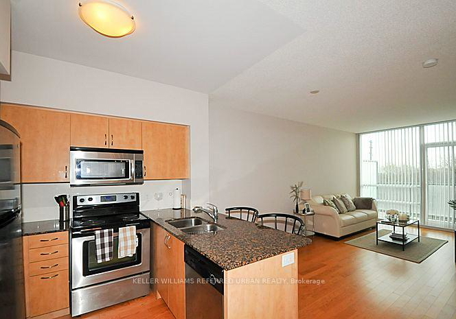 2240-lake-shore-boulevard-etobicoke-ontario-w12267396