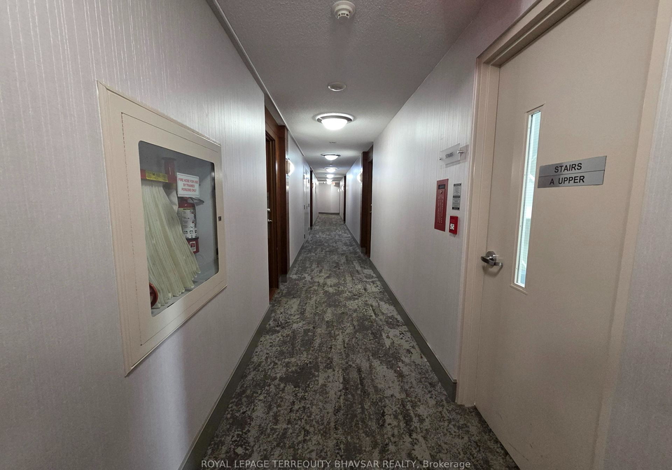 310-burnhamthorpe-road-w-mississauga-ontario-w12267703
