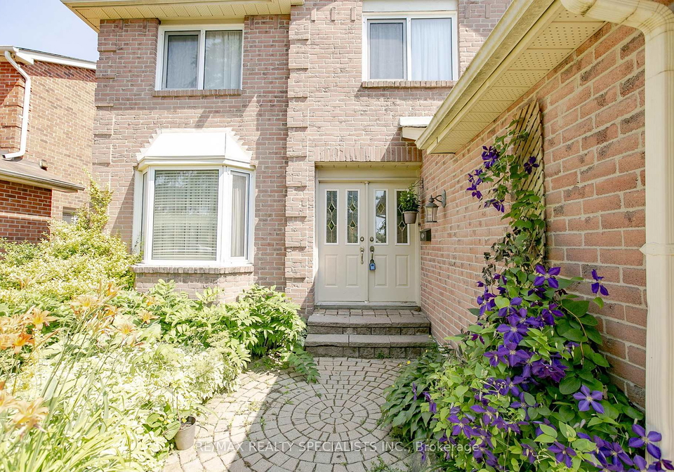 50-lilly-crescent-brampton-ontario-w12267868
