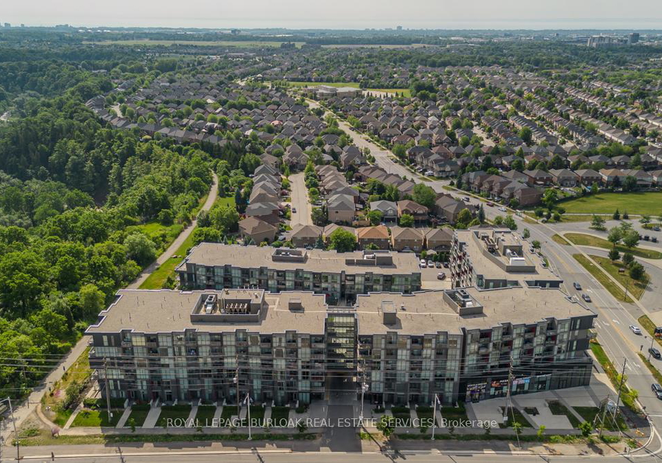 5220-dundas-street-burlington-ontario-w12268208