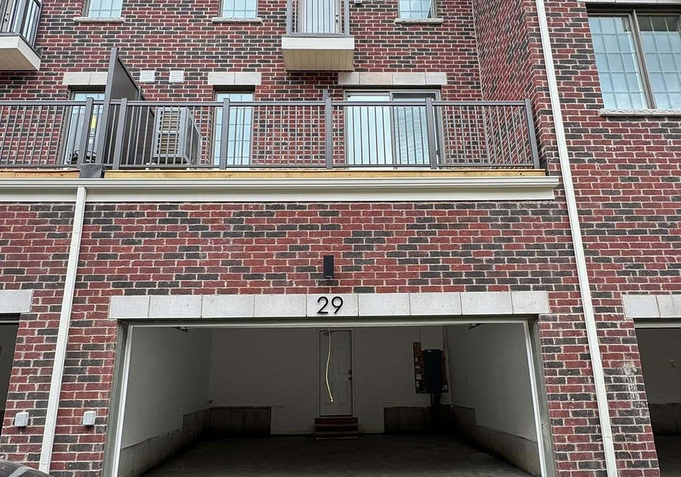 27-cullingtree-place-caledon-ontario-w12268637