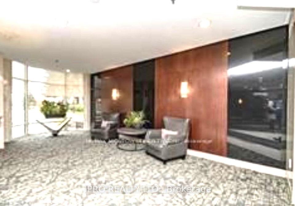 2511-lakeshore-road-w-oakville-ontario-w12268764