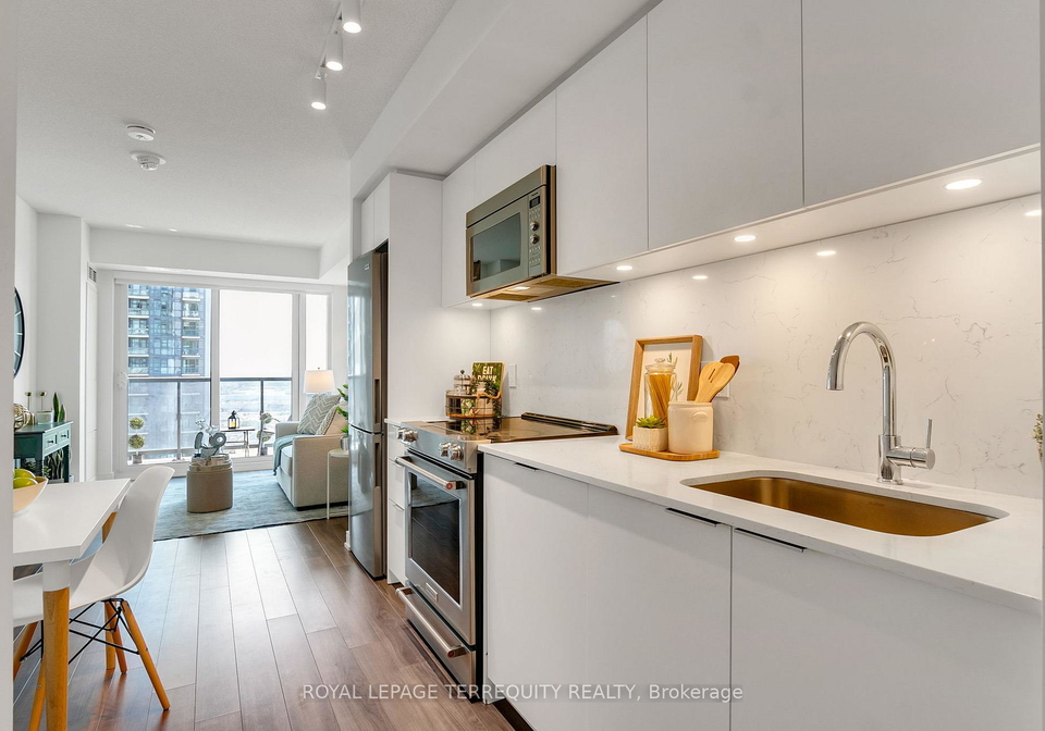 30-samuel-wood-way-etobicoke-ontario-w12269132