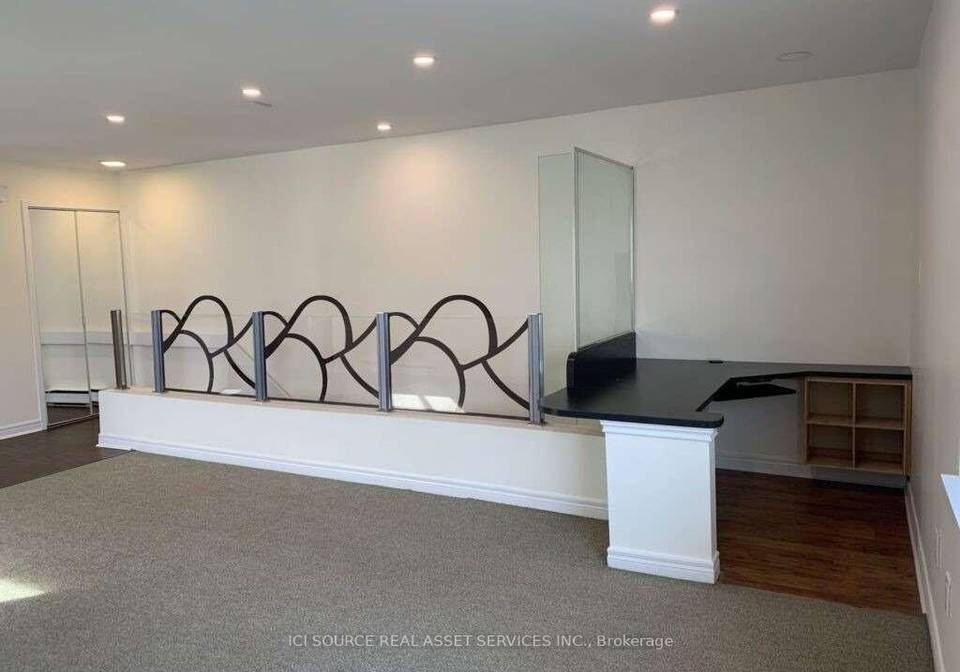 206-queen-street-s-mississauga-ontario-w12269452