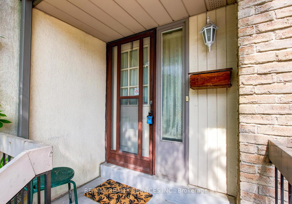 ashton-crescent-brampton-ontario-w12269829