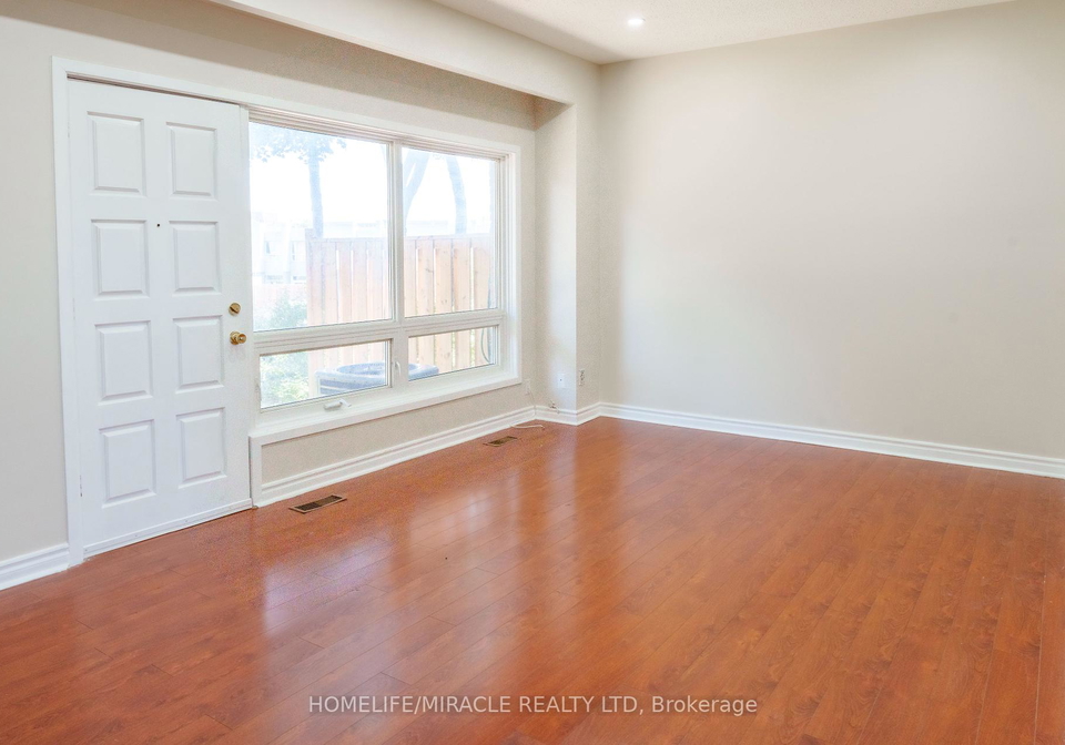 43-lexington-avenue-etobicoke-ontario-w12270057