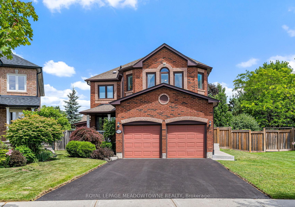 92-lauchlin-crescent-halton-hills-ontario-w12270063