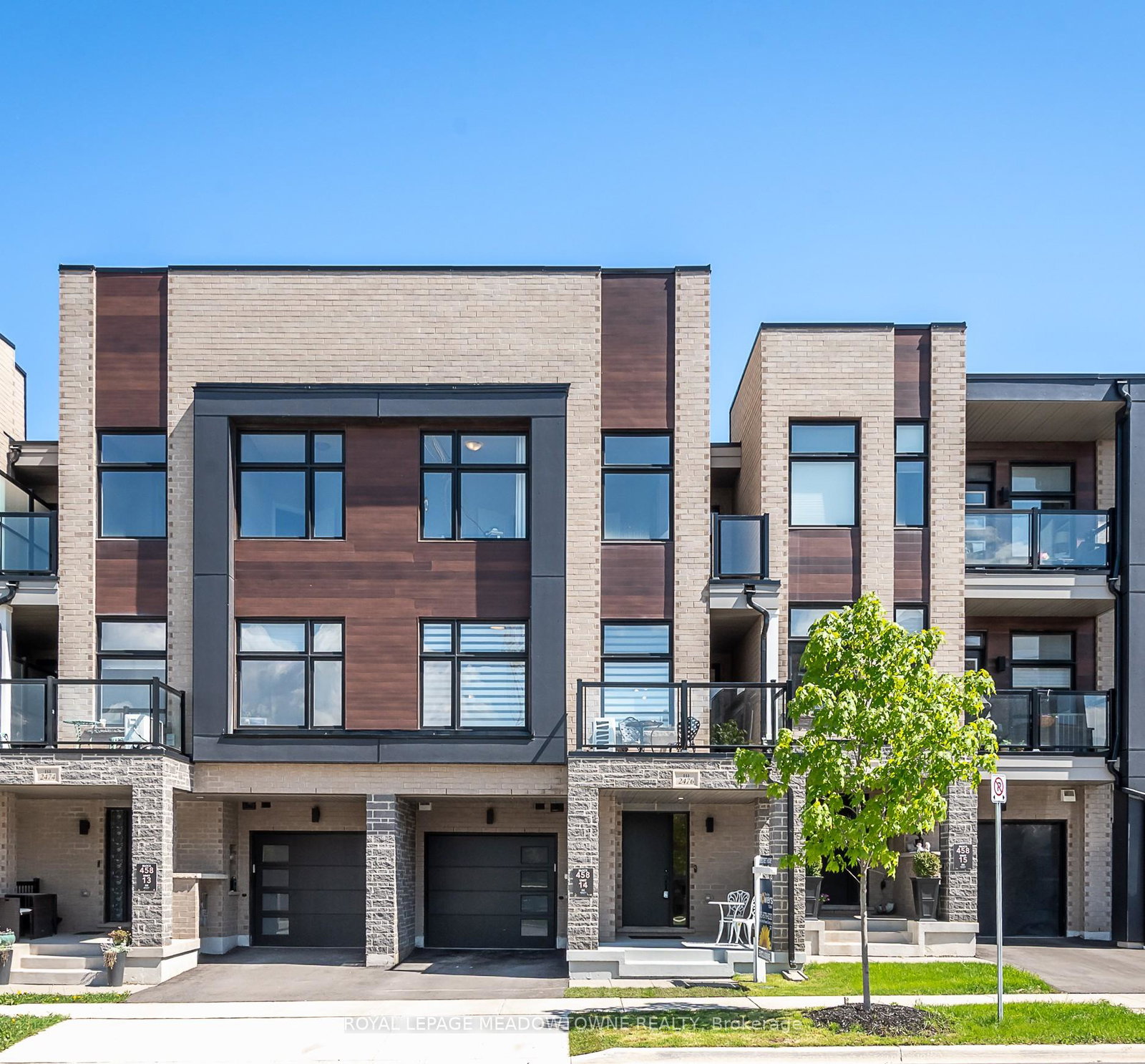 2476-badger-crescent-oakville-ontario-w12270292