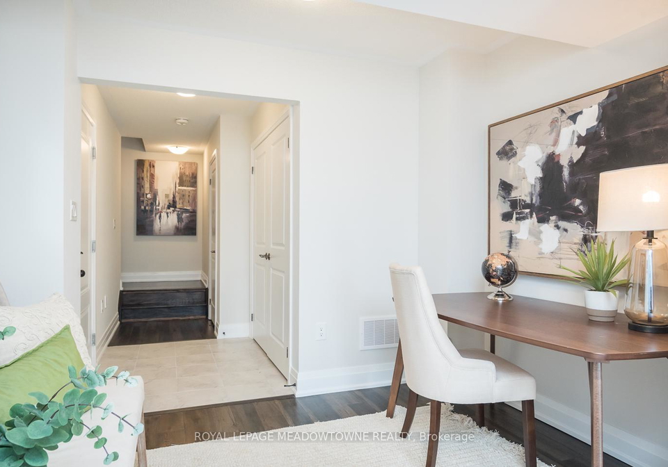 2476-badger-crescent-oakville-ontario-w12270292