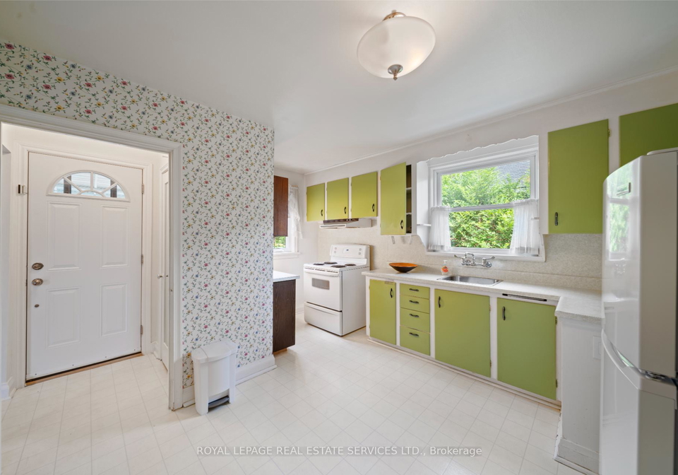 233-sheldon-avenue-etobicoke-ontario-w12270306