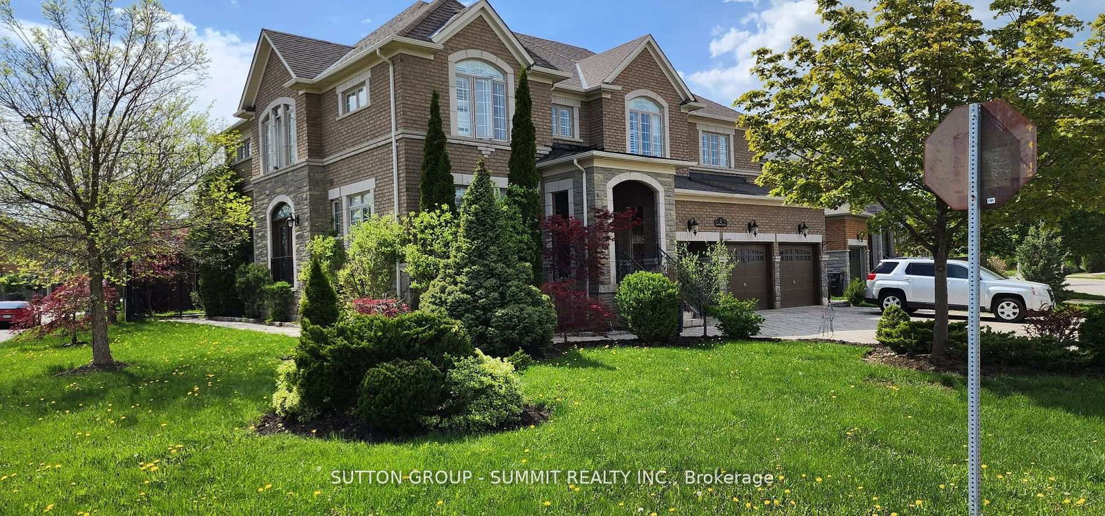 2-pathlink-gate-brampton-ontario-w12270352