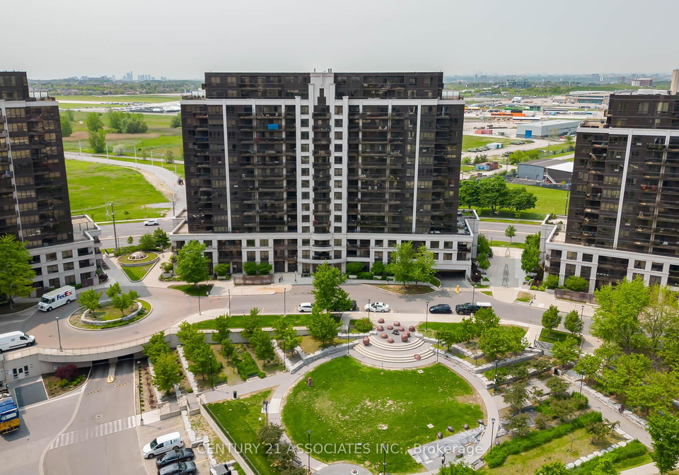 1070-sheppard-avenue-w-york-ontario-w12270468