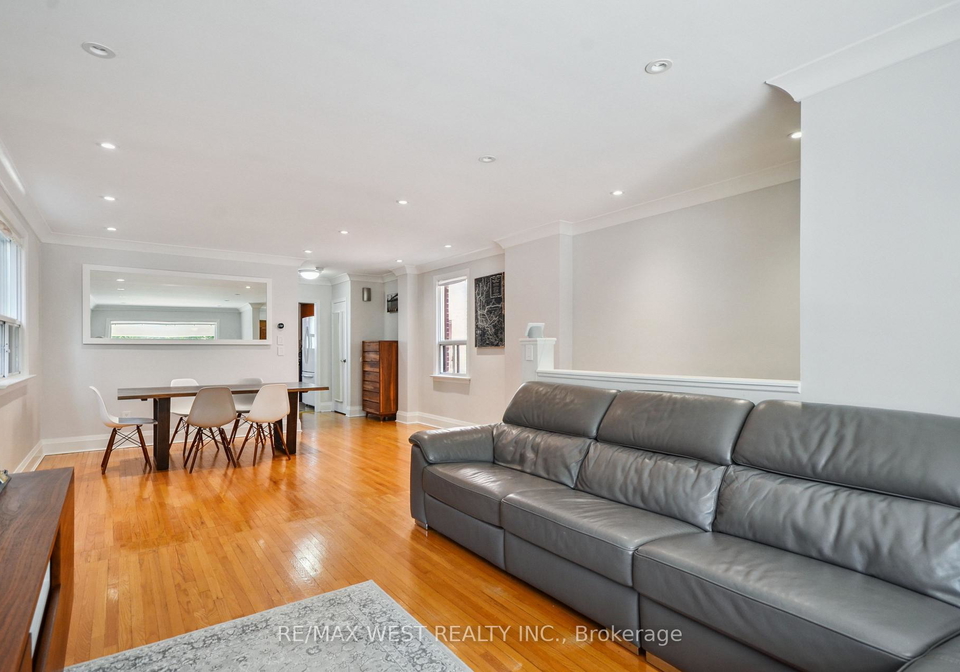 30-salem-avenue-toronto-ontario-w12270653