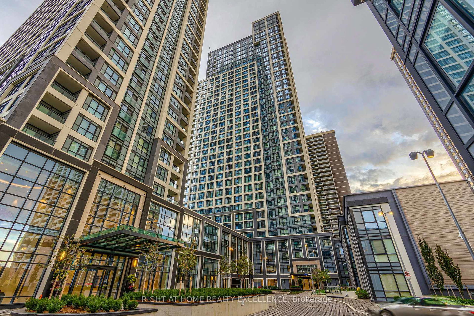 9-mabelle-avenue-etobicoke-ontario-w12270771