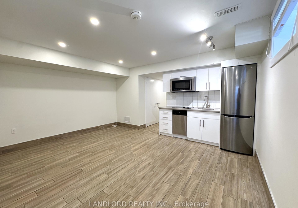 1175-dovercourt-road-toronto-ontario-w12270803