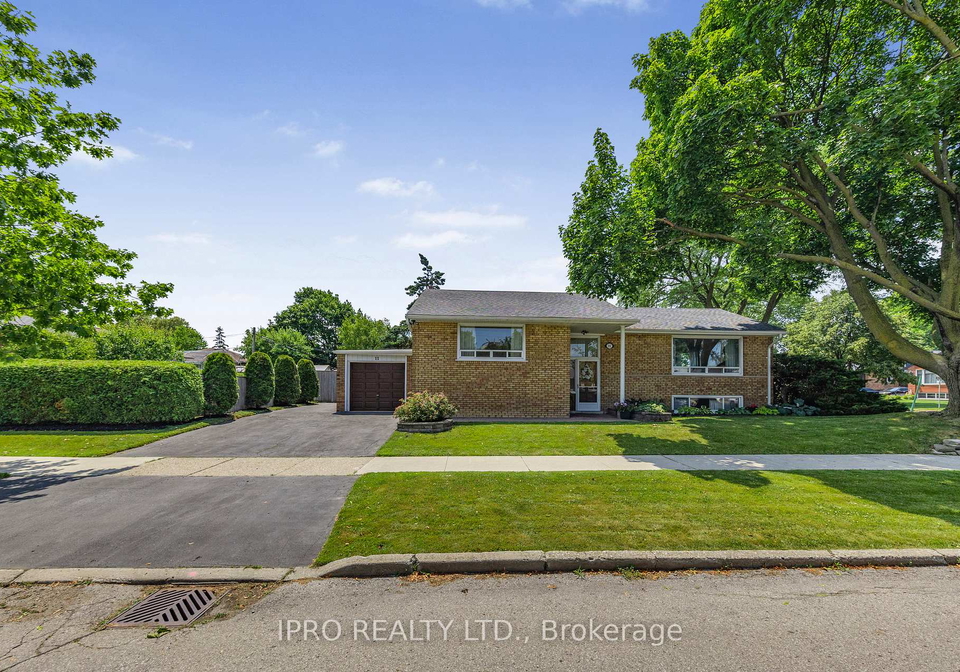 11-nugent-road-etobicoke-ontario-w12271060