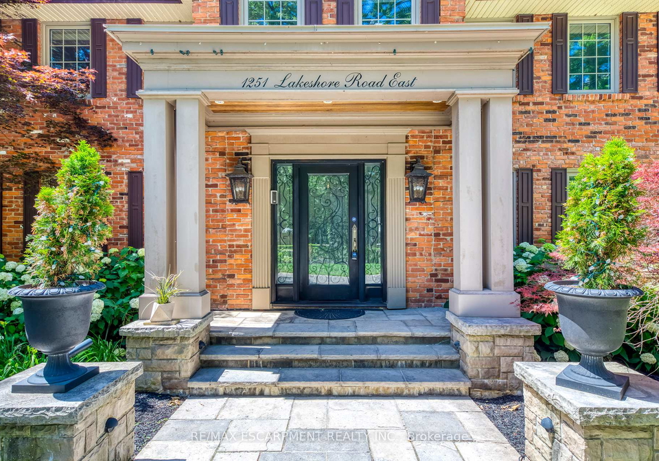 1251-lakeshore-road-e-oakville-ontario-w12271114